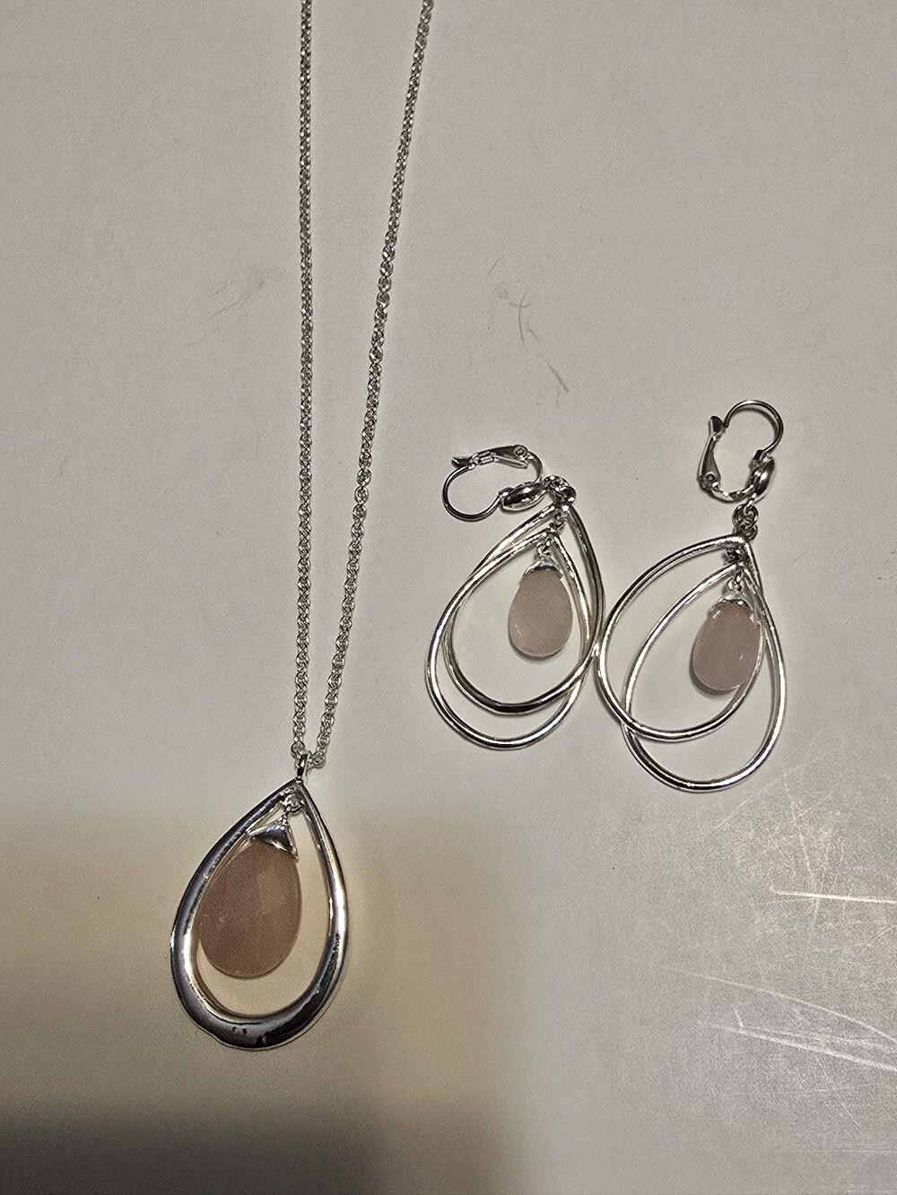 NEW.  Silver Teardrop Necklace and Earrings Set with Pink Stone